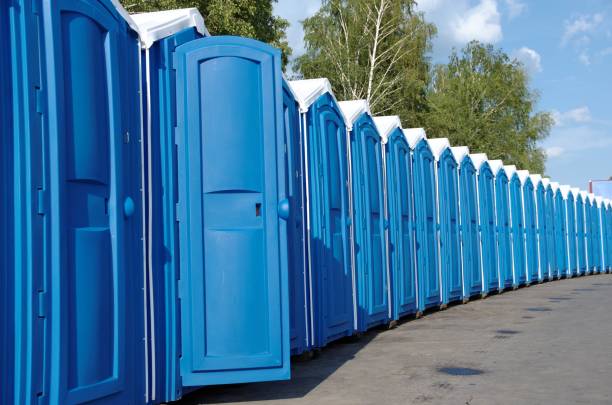 Best Porta potty delivery and setup  in Warren Af, WY